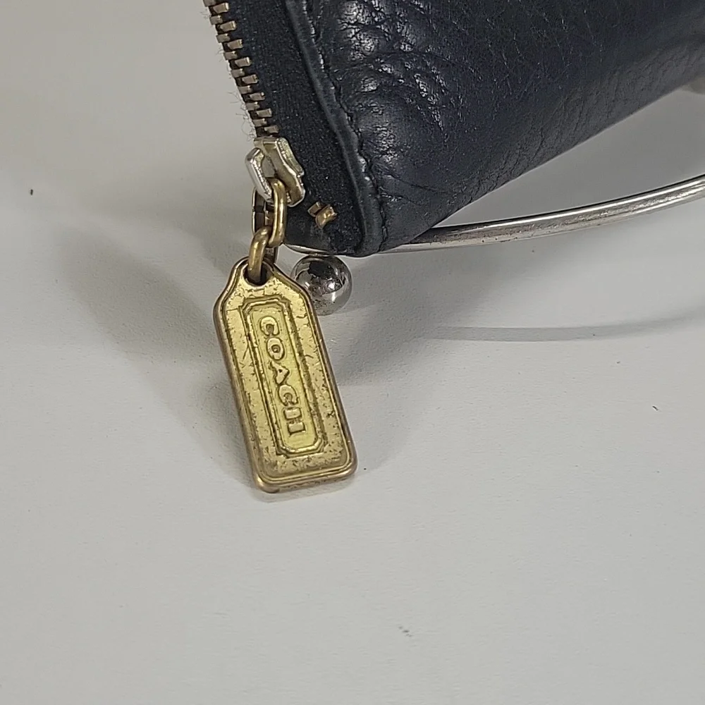 Vintage Coach Black Pebble Leather Zip-Around Leather Wallet